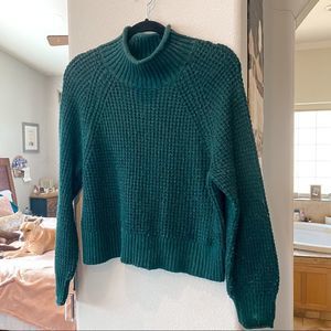 American Eagle Emerald Green Turtleneck Knit Sweater Size Small